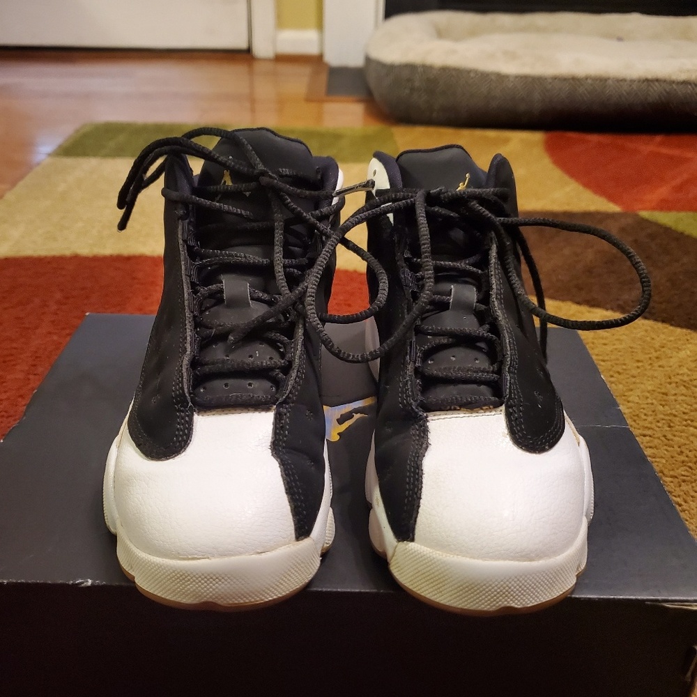 Air Jordan's retro 13 shoes